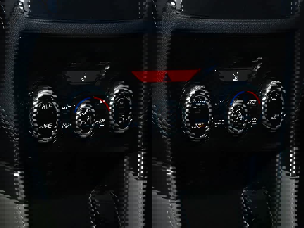 Certified 2023 Subaru Forester Limited image 29