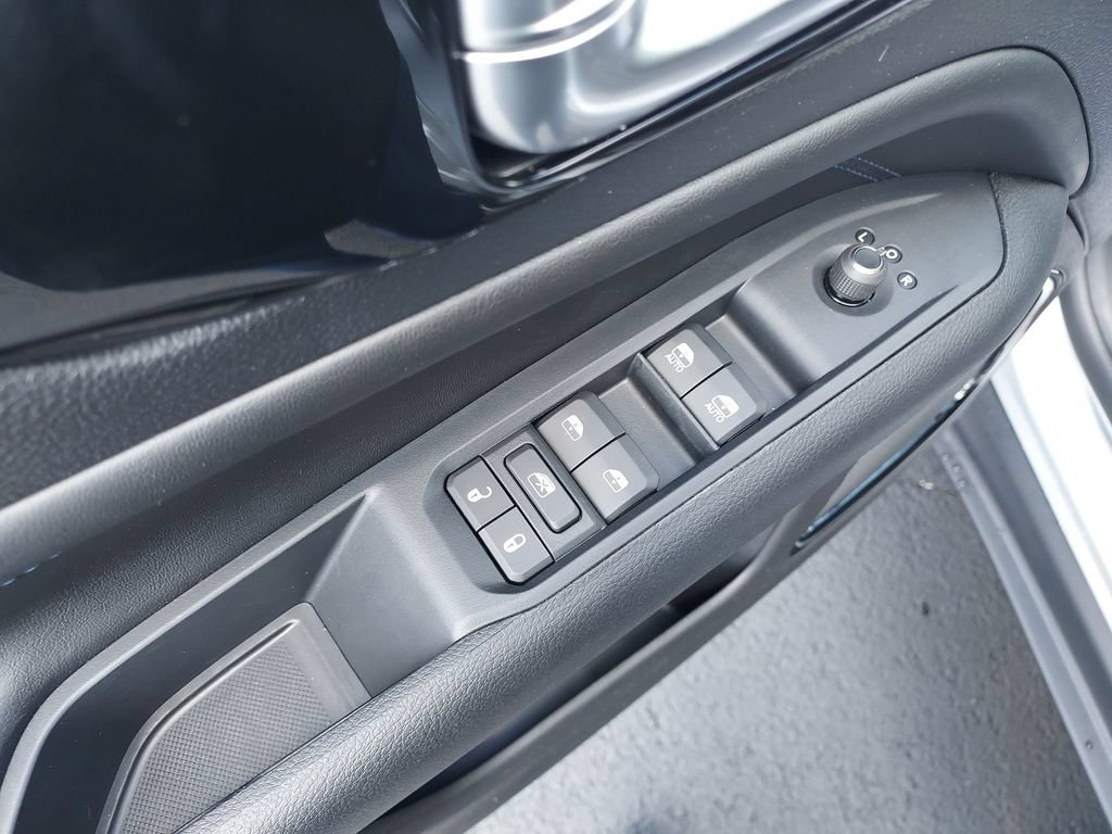 New 2026 Jeep Compass Latitude AWD/4WD image 19