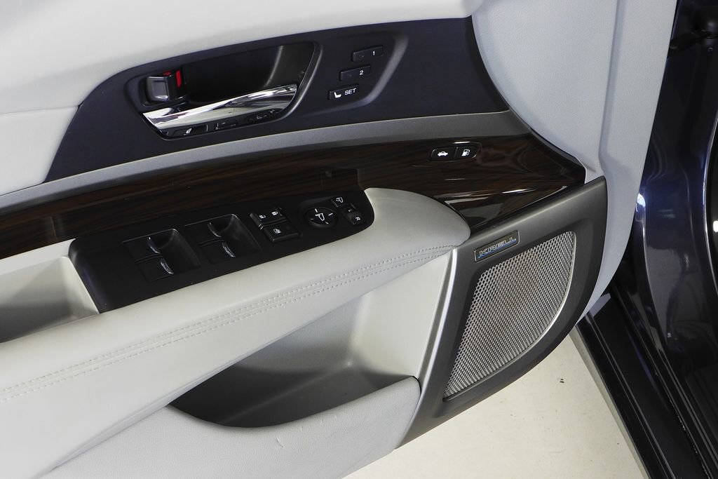 Used 2014 Acura RLX w/ Advance Package image 12