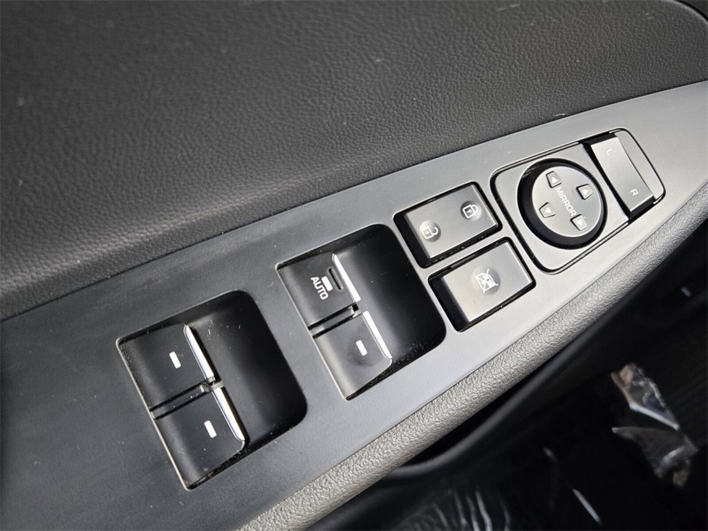 Used 2020 Hyundai Tucson Limited w/ Cargo Package image 27