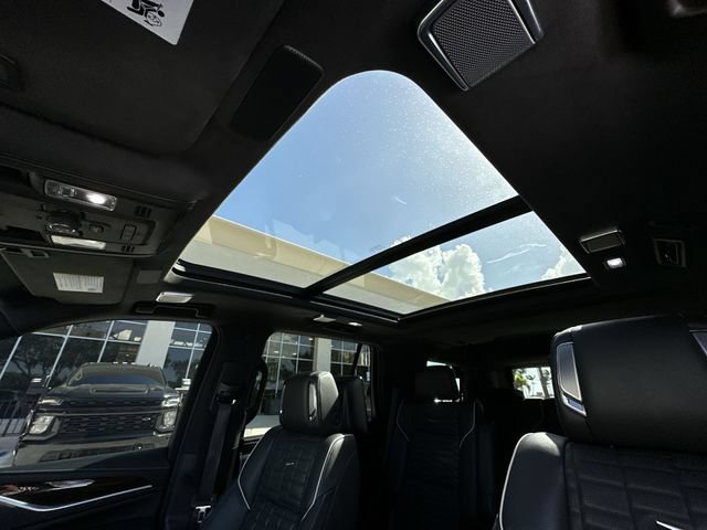 Certified 2023 Cadillac Escalade Sport Platinum w/ LPO, ONYX Package AWD/4WD image 30