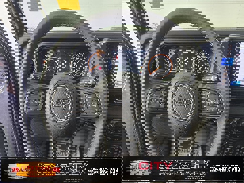 New 2025 Jeep Gladiator Mojave image 15