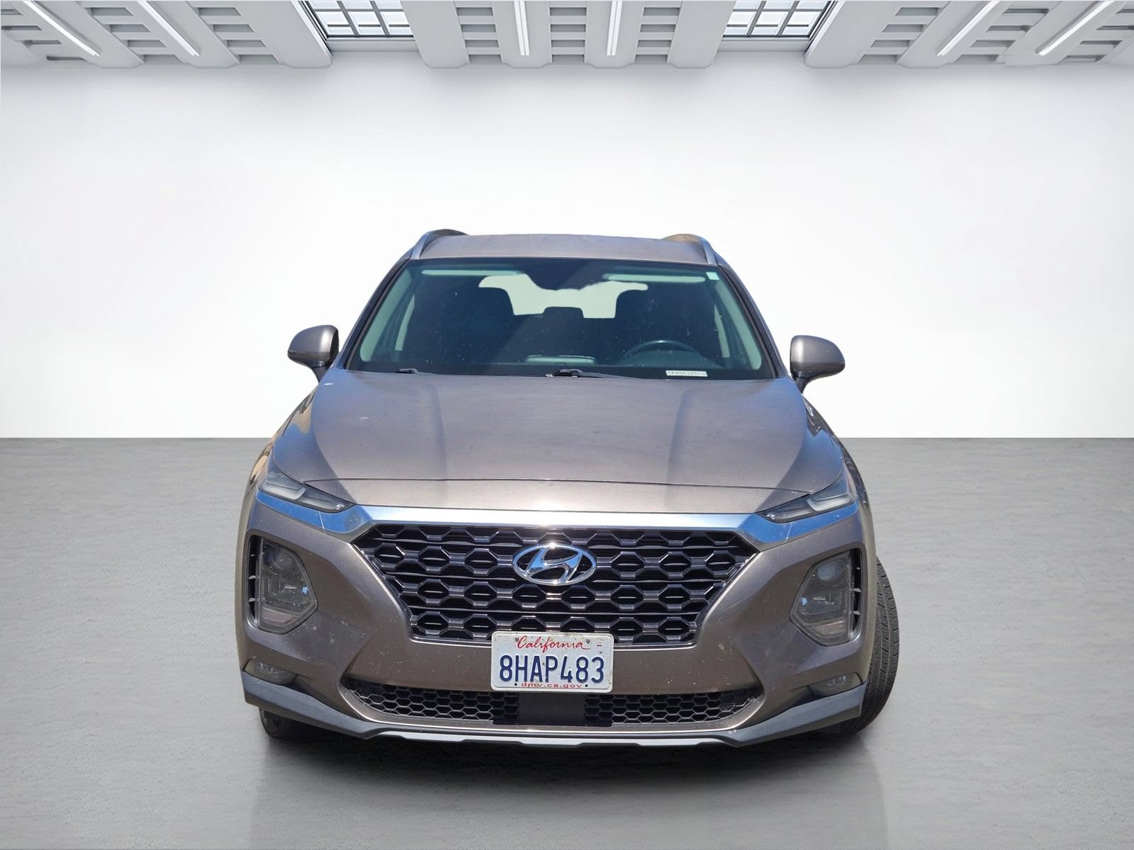 Used 2019 Hyundai Santa Fe SEL FWD image 2