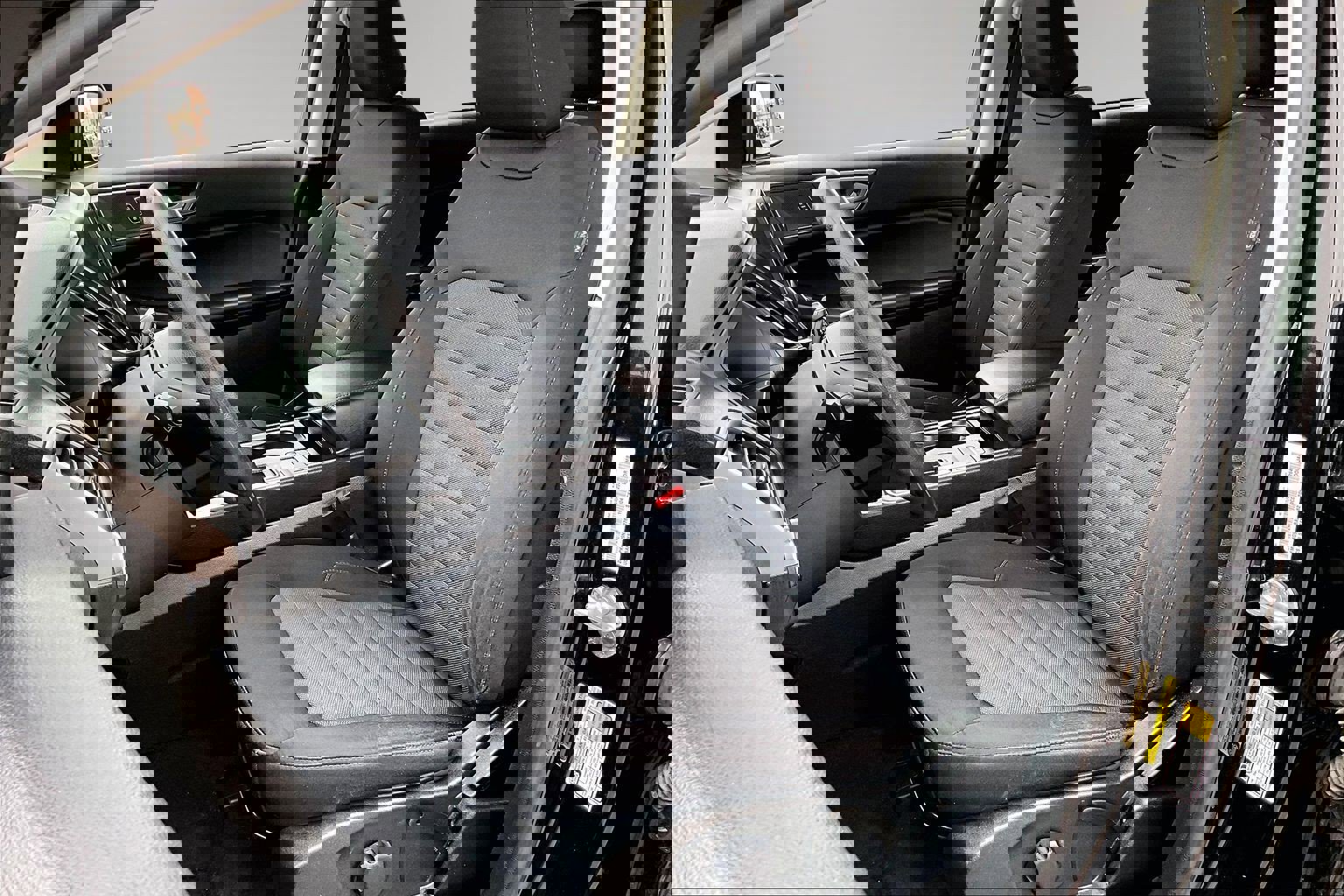 Used 2022 Ford Edge SE image 21