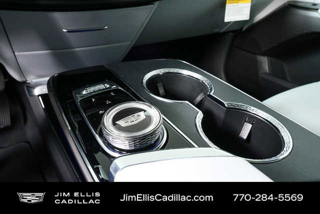 New 2026 Cadillac Lyriq Luxury RWD image 17