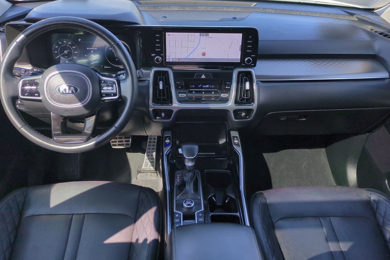 Certified 2021 Kia Sorento SX FWD image 22