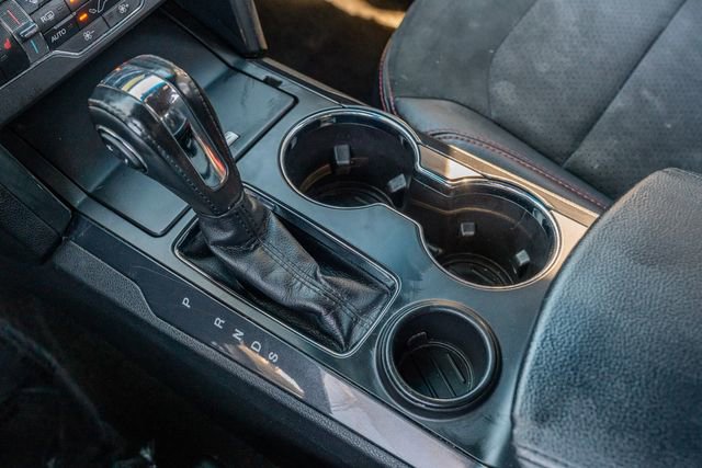 Used 2018 Ford Explorer XLT w/ Equipment Group 202A image 30