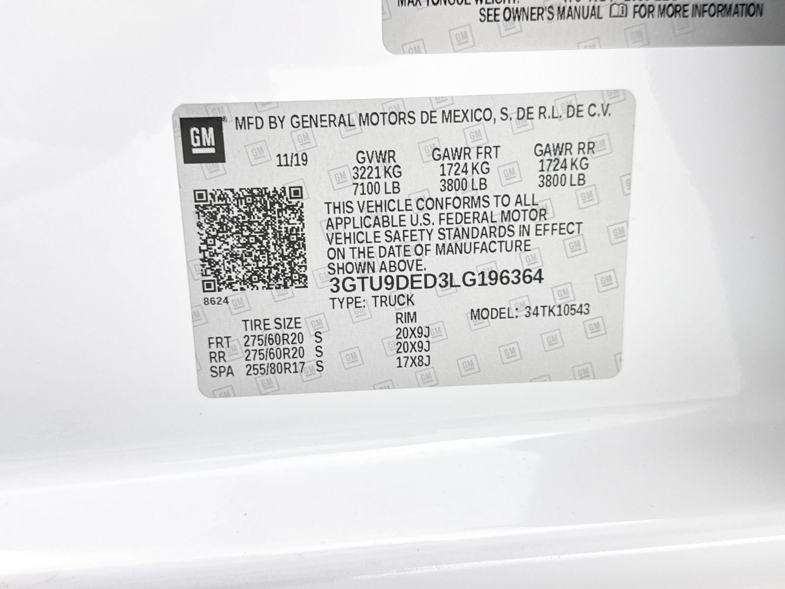 Used 2020 GMC Sierra 1500 SLT w/ SLT Premium Plus Package AWD/4WD image 38