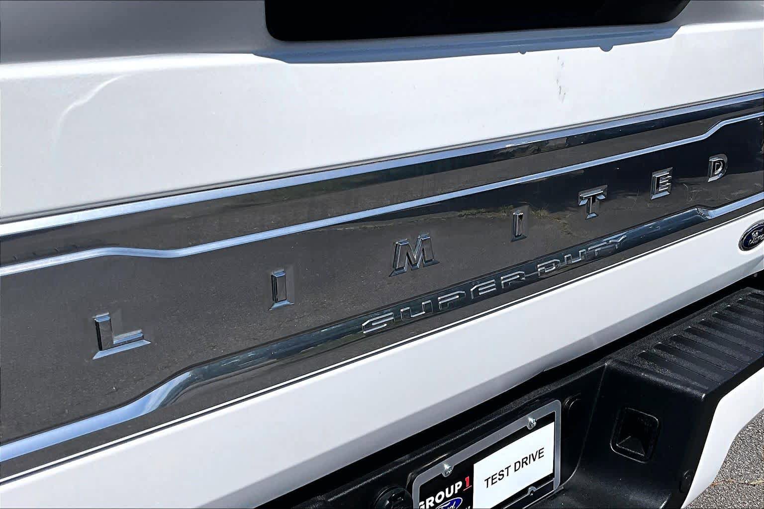 Used 2021 Ford F250 Limited w/ FX4 Off-Road Package AWD/4WD image 31