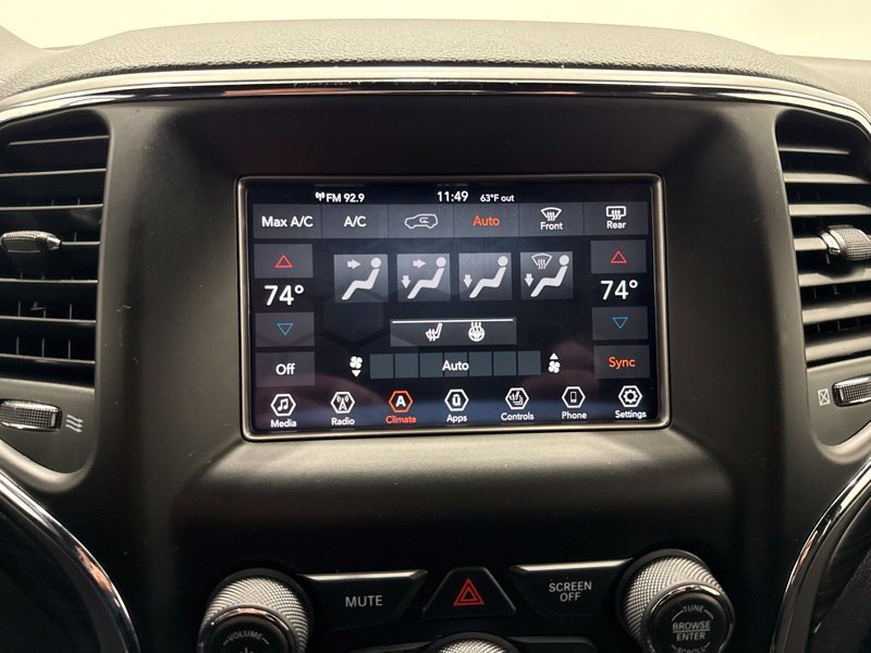 Used 2019 Jeep Grand Cherokee Laredo AWD/4WD image 29