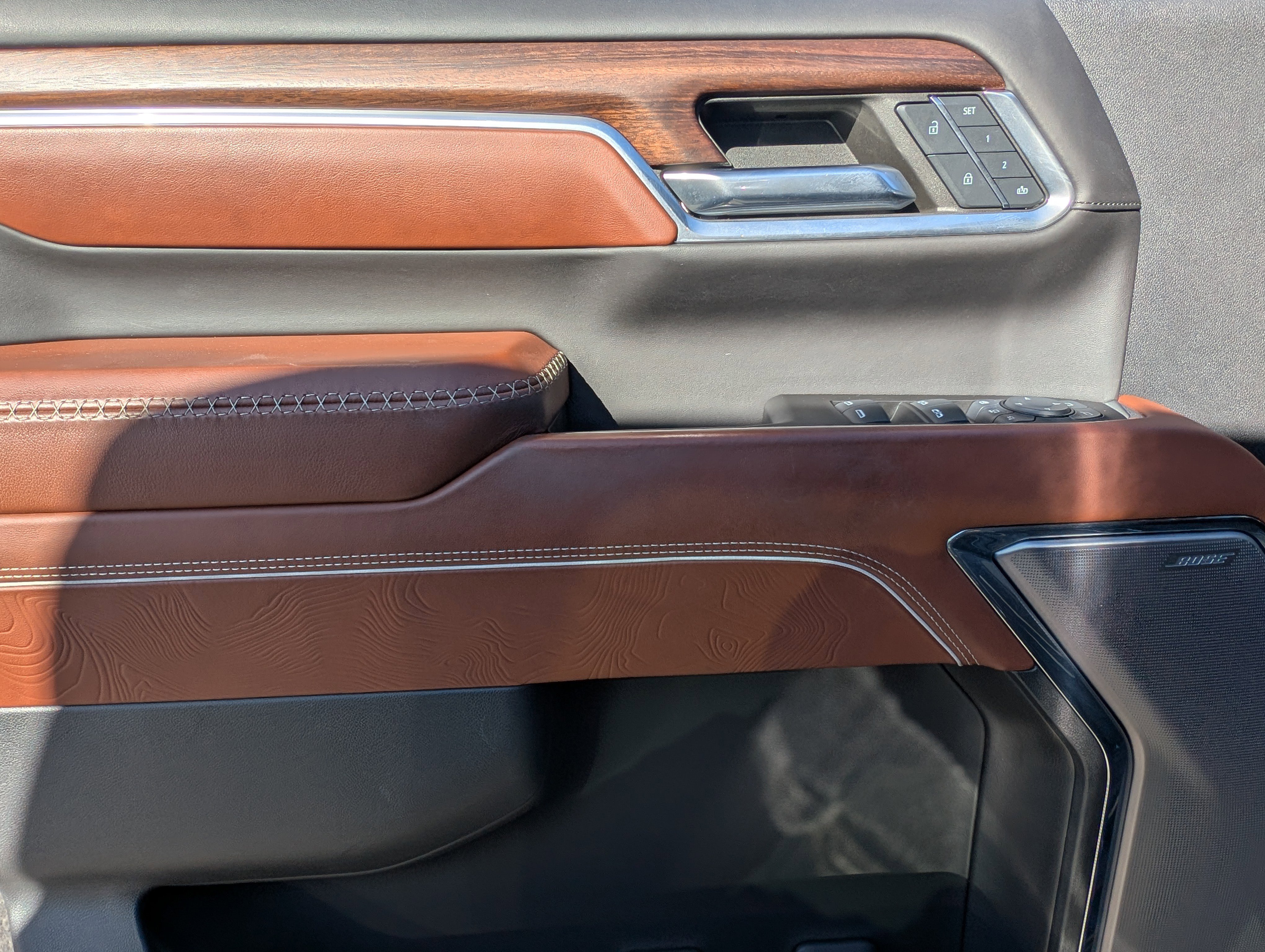 Used 2024 GMC Sierra 2500 Denali Ultimate w/ Max Trailering Package image 18