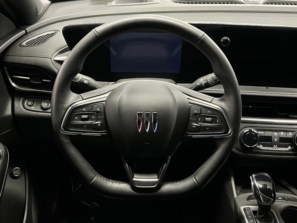 Used 2024 Buick Envista Preferred w/ Convenience I Package FWD image 8