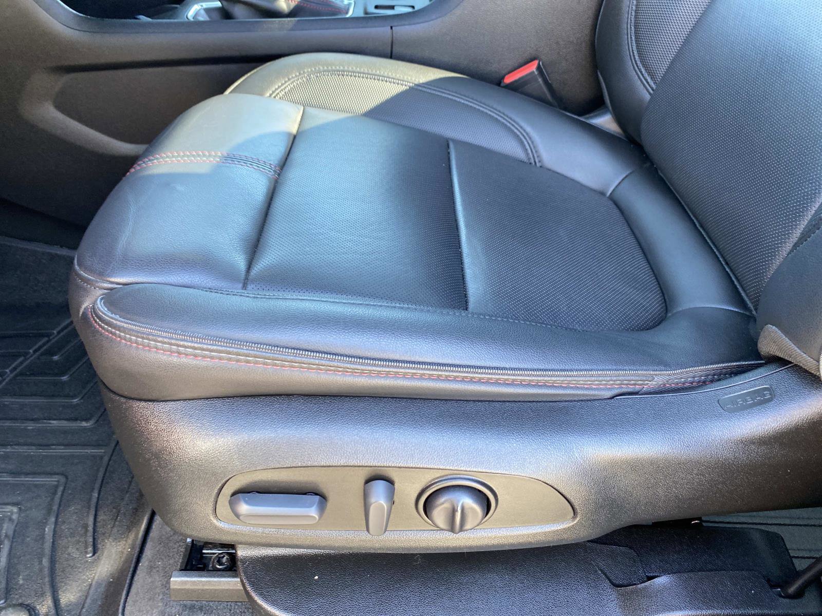 Used 2023 Chevrolet Traverse RS AWD/4WD image 25