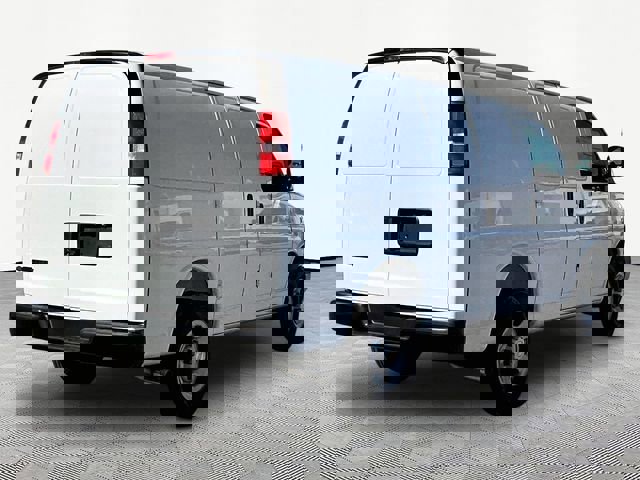 New 2026 Chevrolet Express 2500 image 6