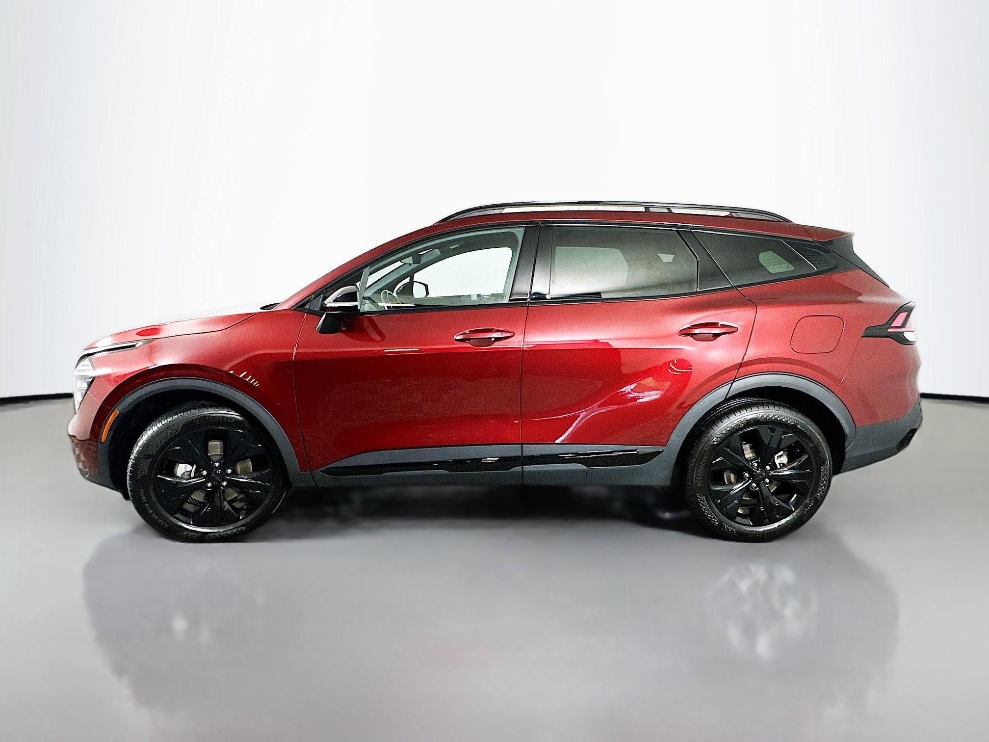 Certified 2025 Kia Sportage X-Line AWD/4WD image 4