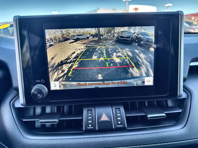 Used 2023 Toyota RAV4 XLE Premium image 26