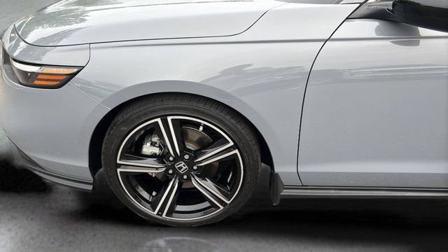 Used 2023 Honda Accord Sport image 34