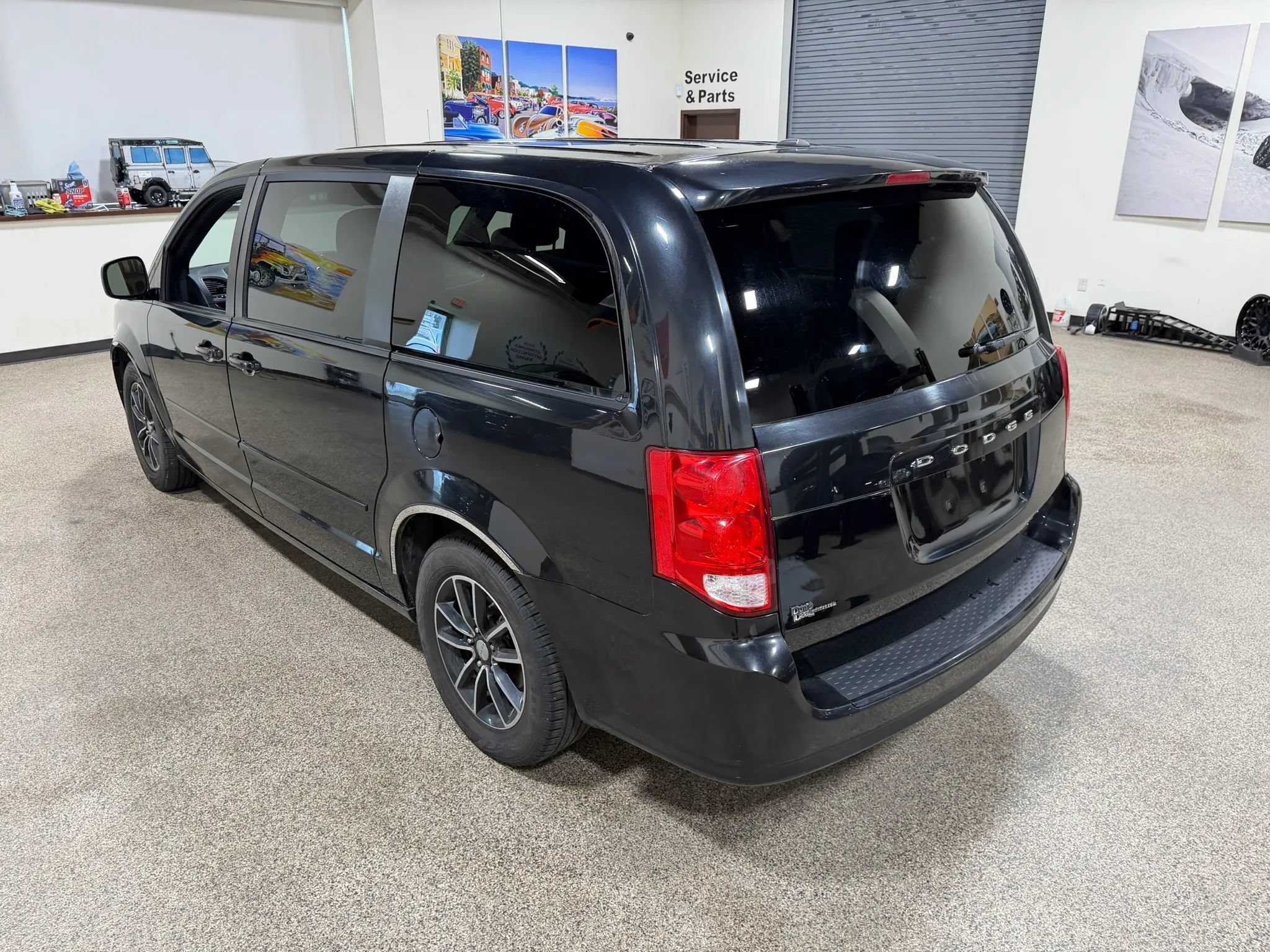 Used 2016 Dodge Grand Caravan SE FWD image 19