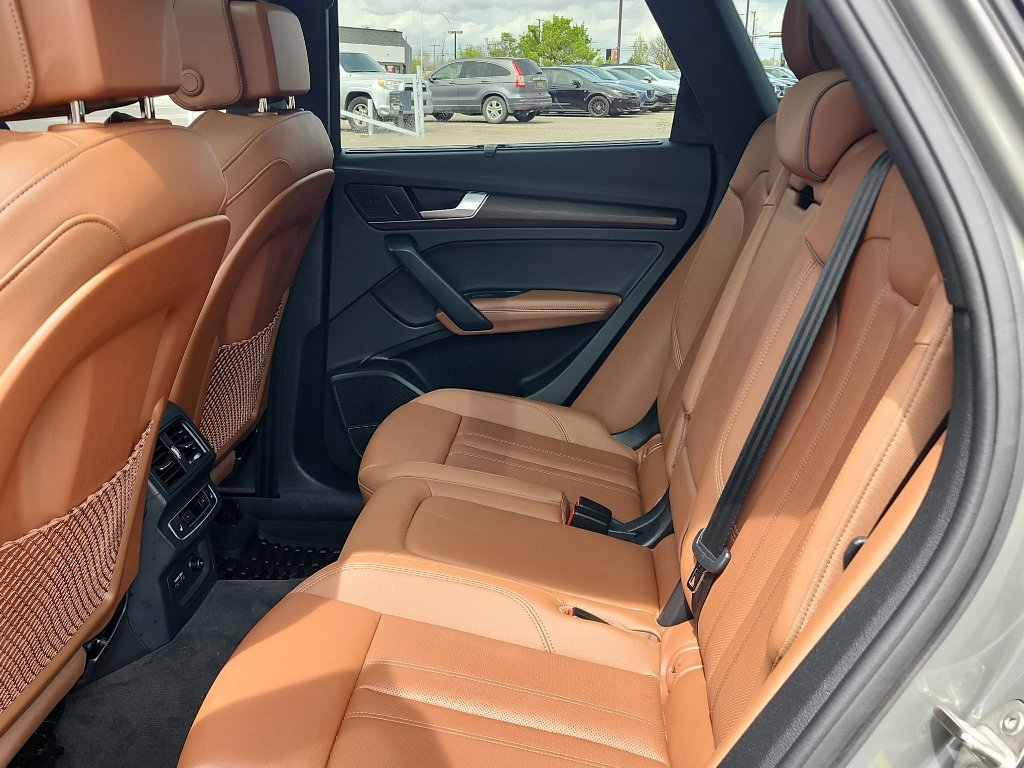 Used 2024 Audi Q5 e Prestige image 11