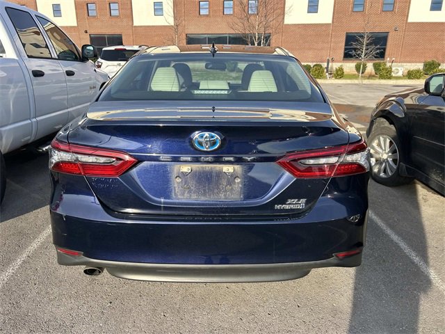 Used 2022 Toyota Camry XLE image 5