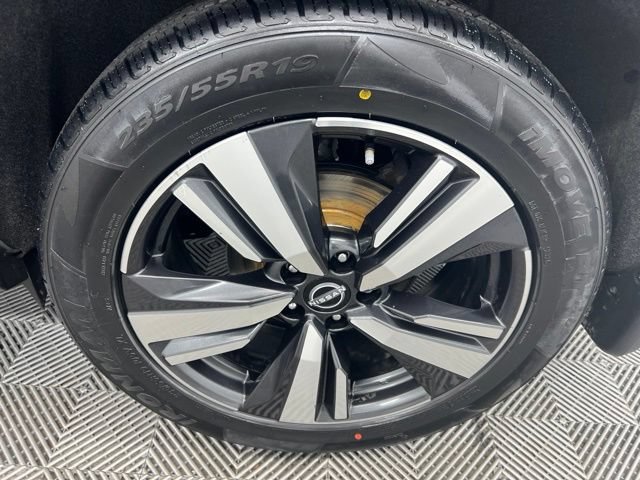 Used 2023 Nissan Rogue Platinum w/ Platinum Premium Package AWD/4WD image 10