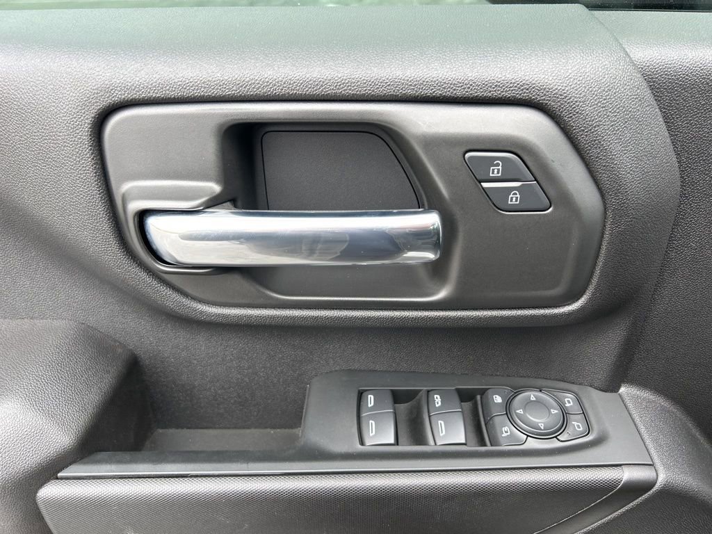Used 2024 Chevrolet Silverado 2500 Custom w/ Custom Convenience Package image 18