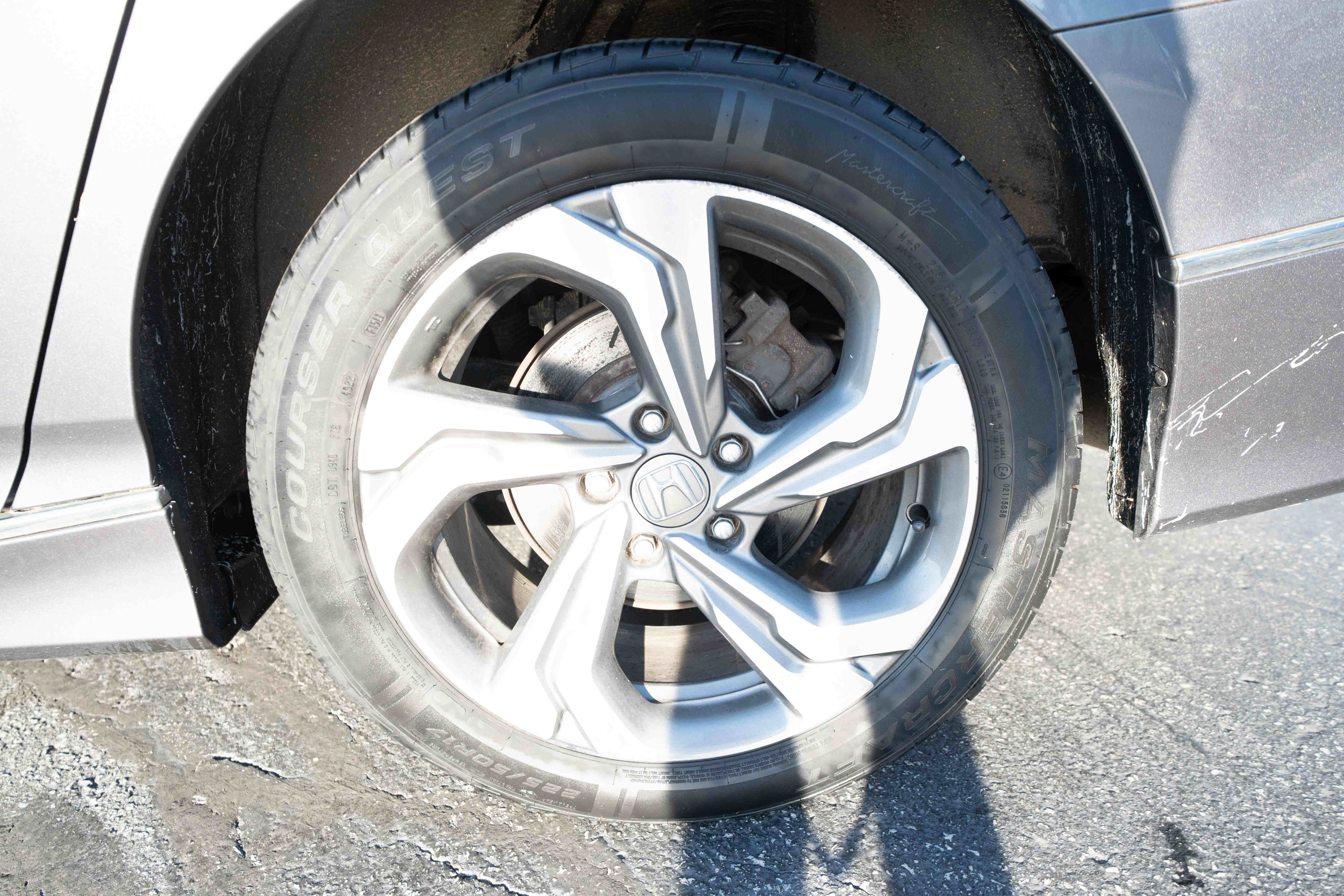 Used 2018 Honda Accord EX-L image 28