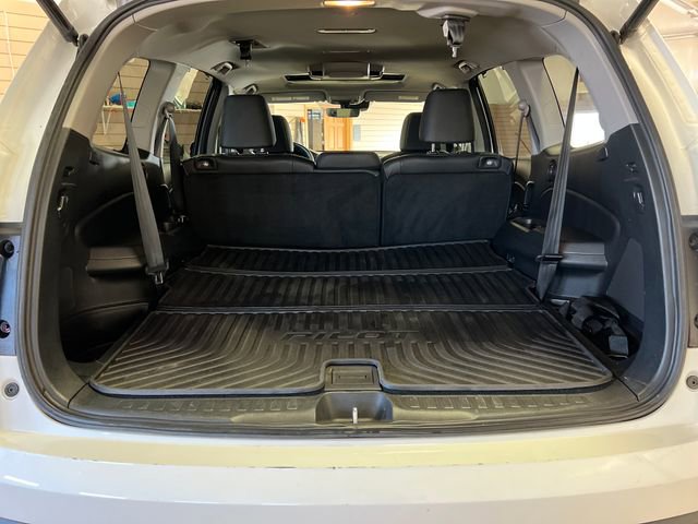 Used 2022 Honda Pilot Touring image 18