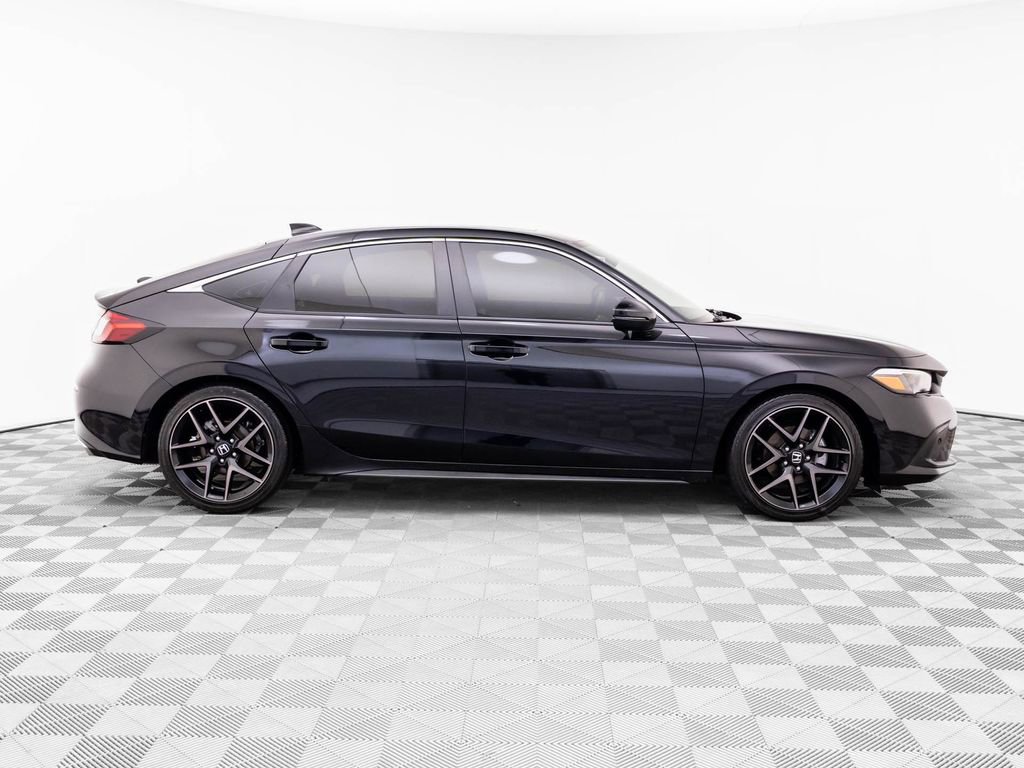 Used 2024 Honda Civic Sport Touring image 8