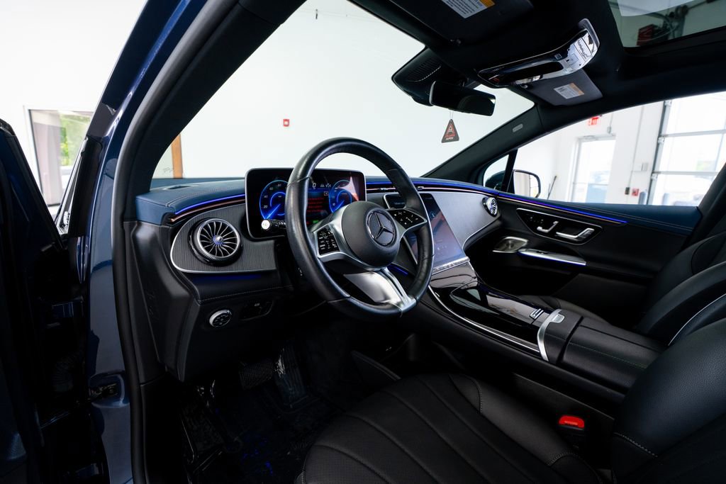 Used 2025 Mercedes-Benz EQE 350+ SUV image 23