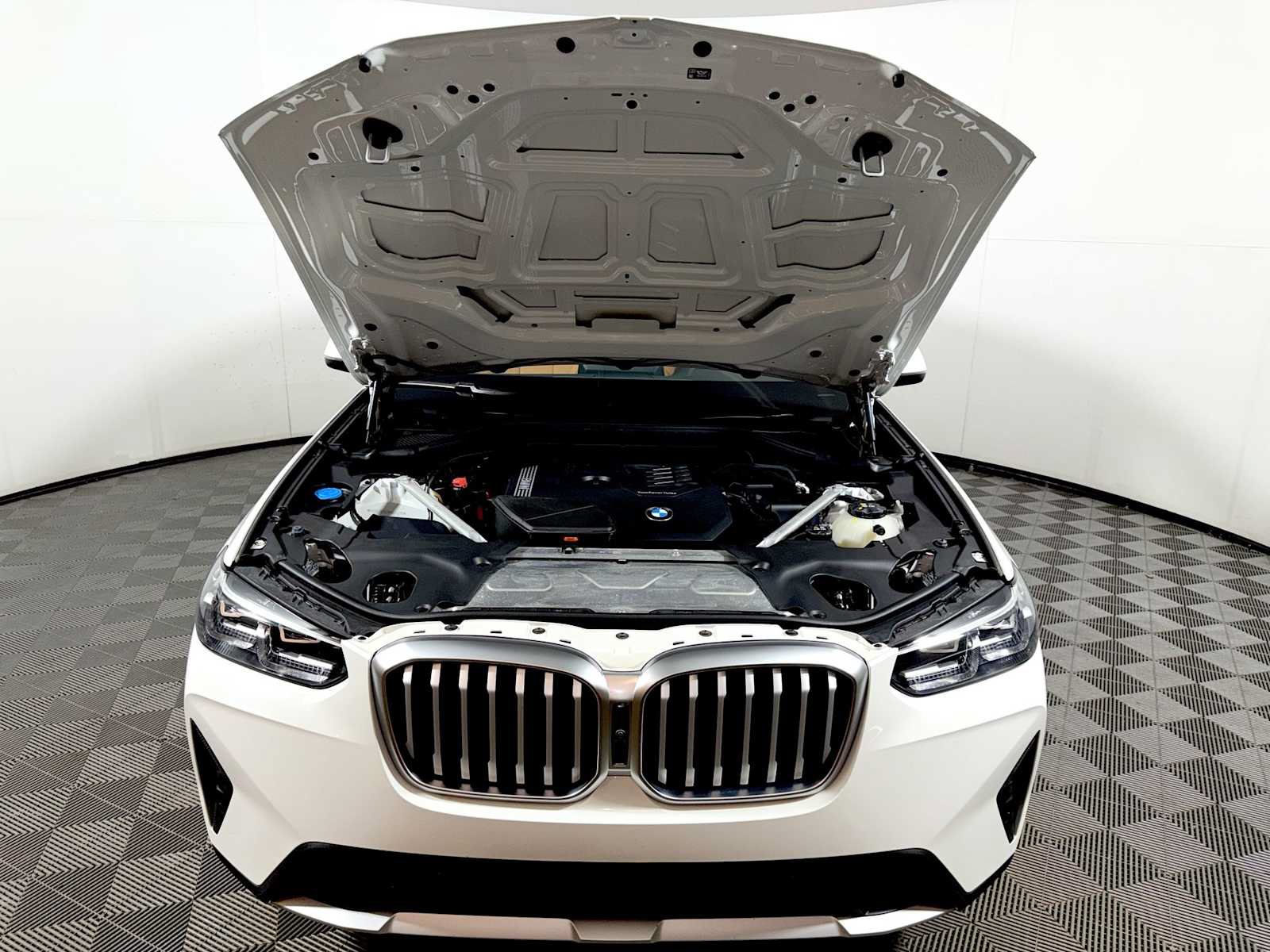 Used 2024 BMW X3 xDrive30i w/ Convenience Package AWD/4WD image 31
