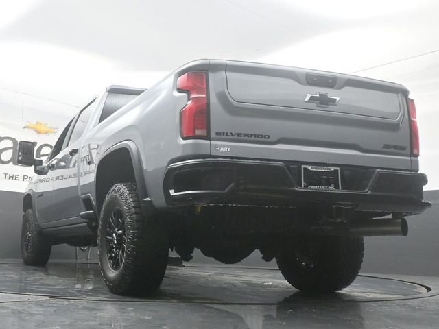 Used 2024 Chevrolet Silverado 2500 ZR2 w/ Technology Package image 53