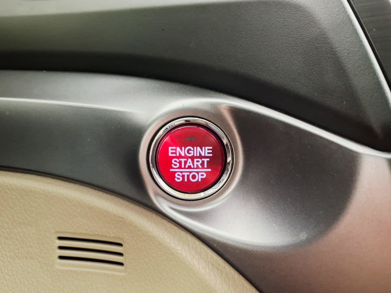 Used 2015 Acura ILX w/ Premium Package FWD image 23