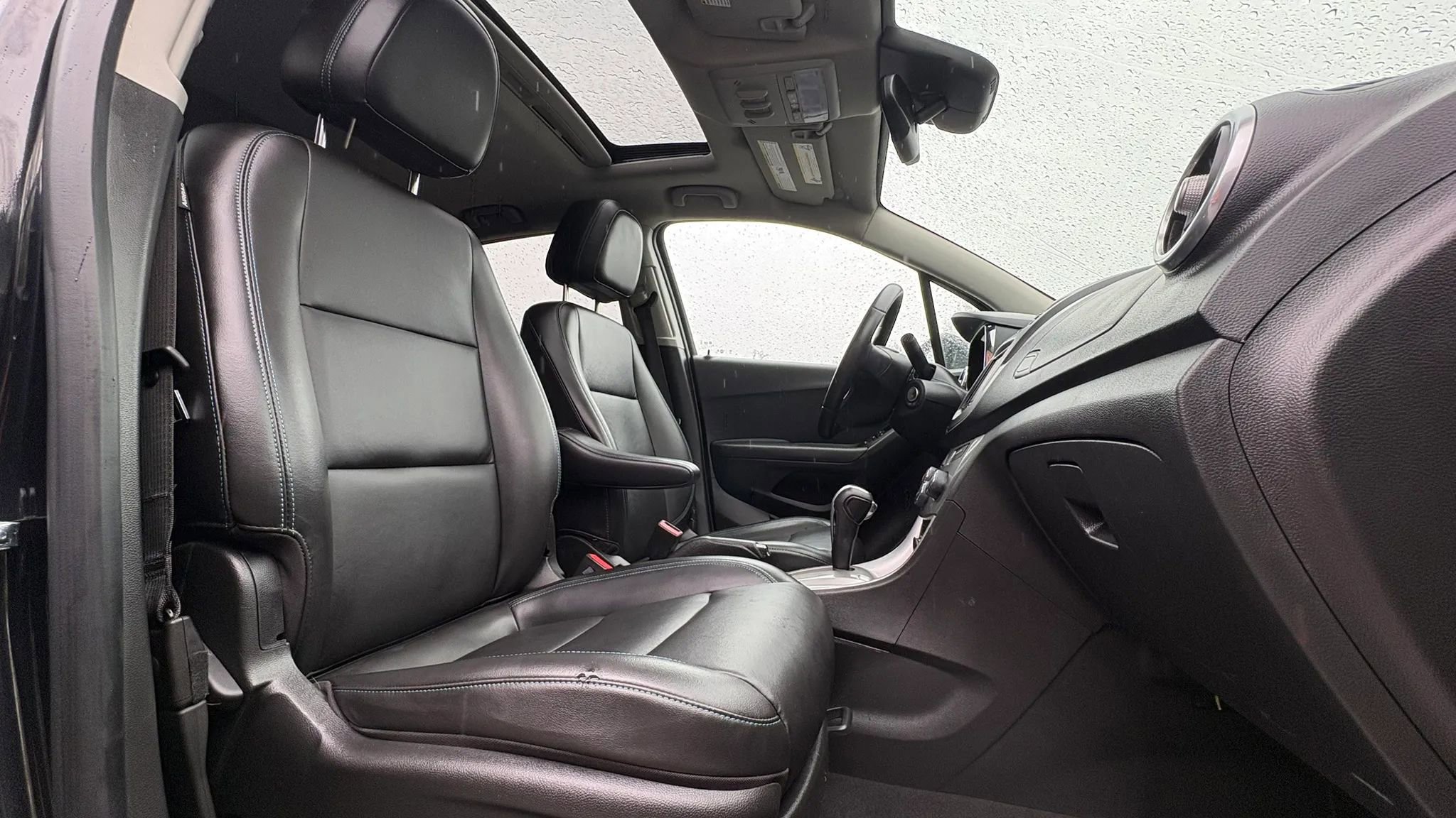 Used 2016 Chevrolet Trax LTZ AWD/4WD image 29