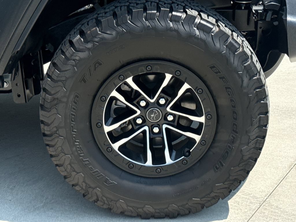 Used 2025 Jeep Wrangler Unlimited Sport AWD/4WD image 11