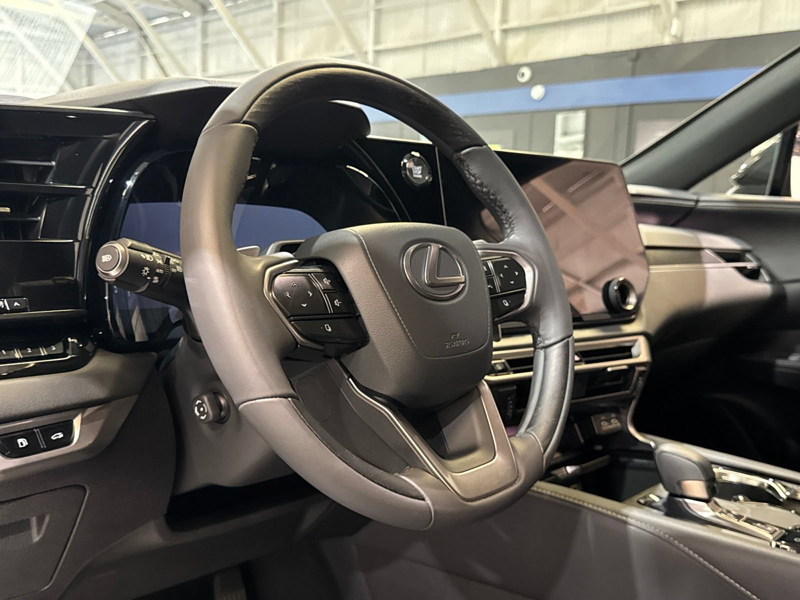 Used 2025 Lexus RX 350 Premium Plus AWD/4WD image 23