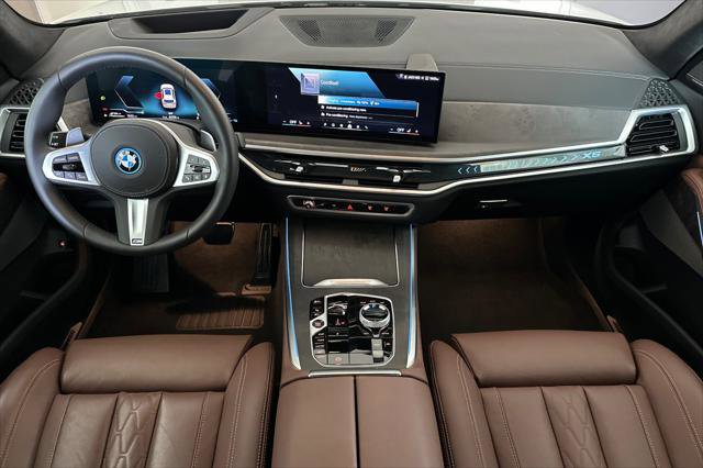 Used 2026 BMW X5 xDrive50e w/ Executive Package AWD/4WD image 12