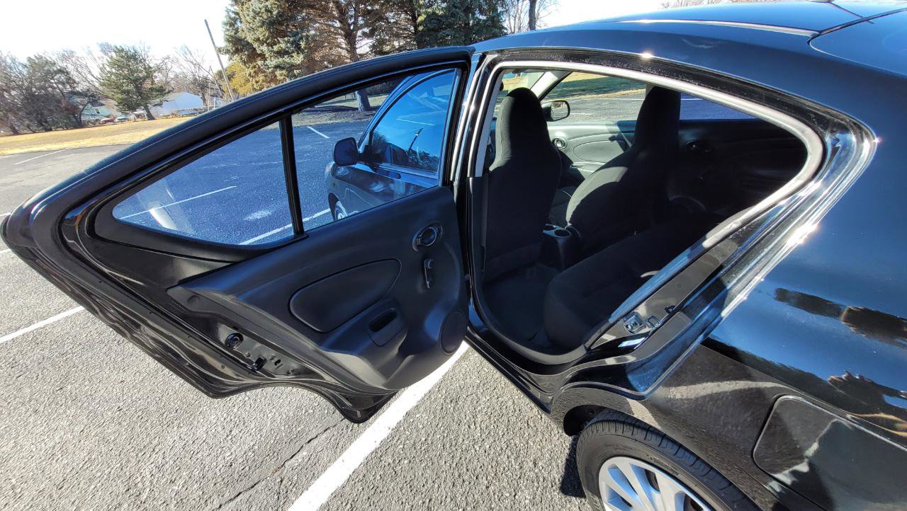Used 2015 Nissan Versa S image 14