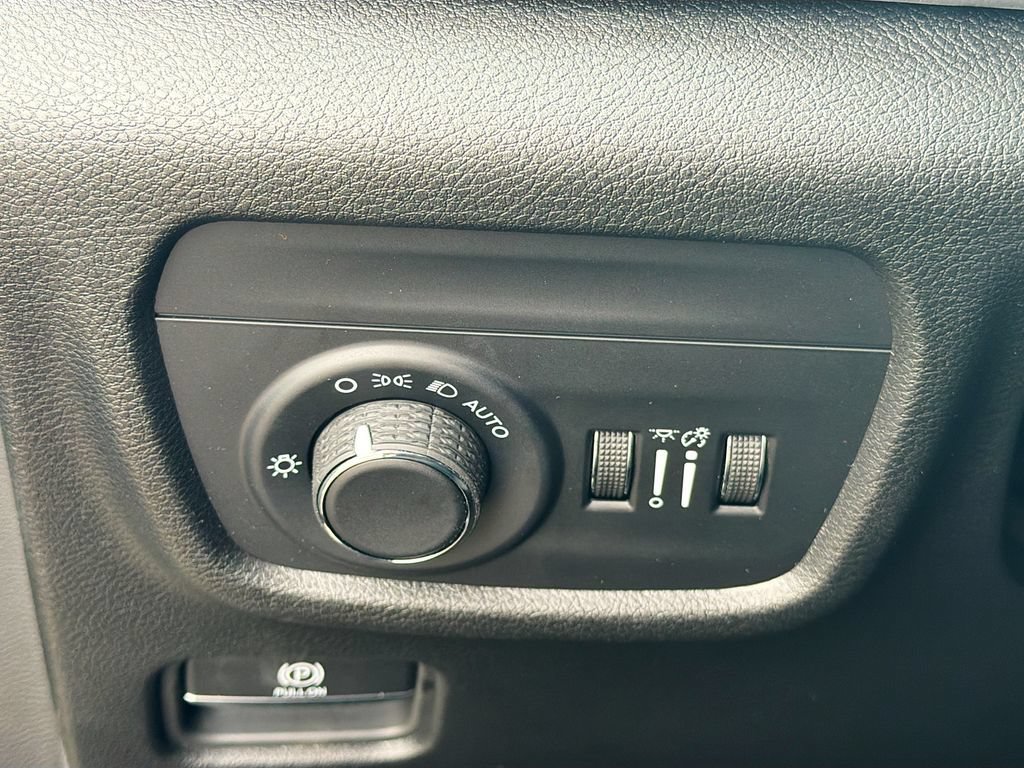 New 2026 Jeep Grand Cherokee L 4WD image 35