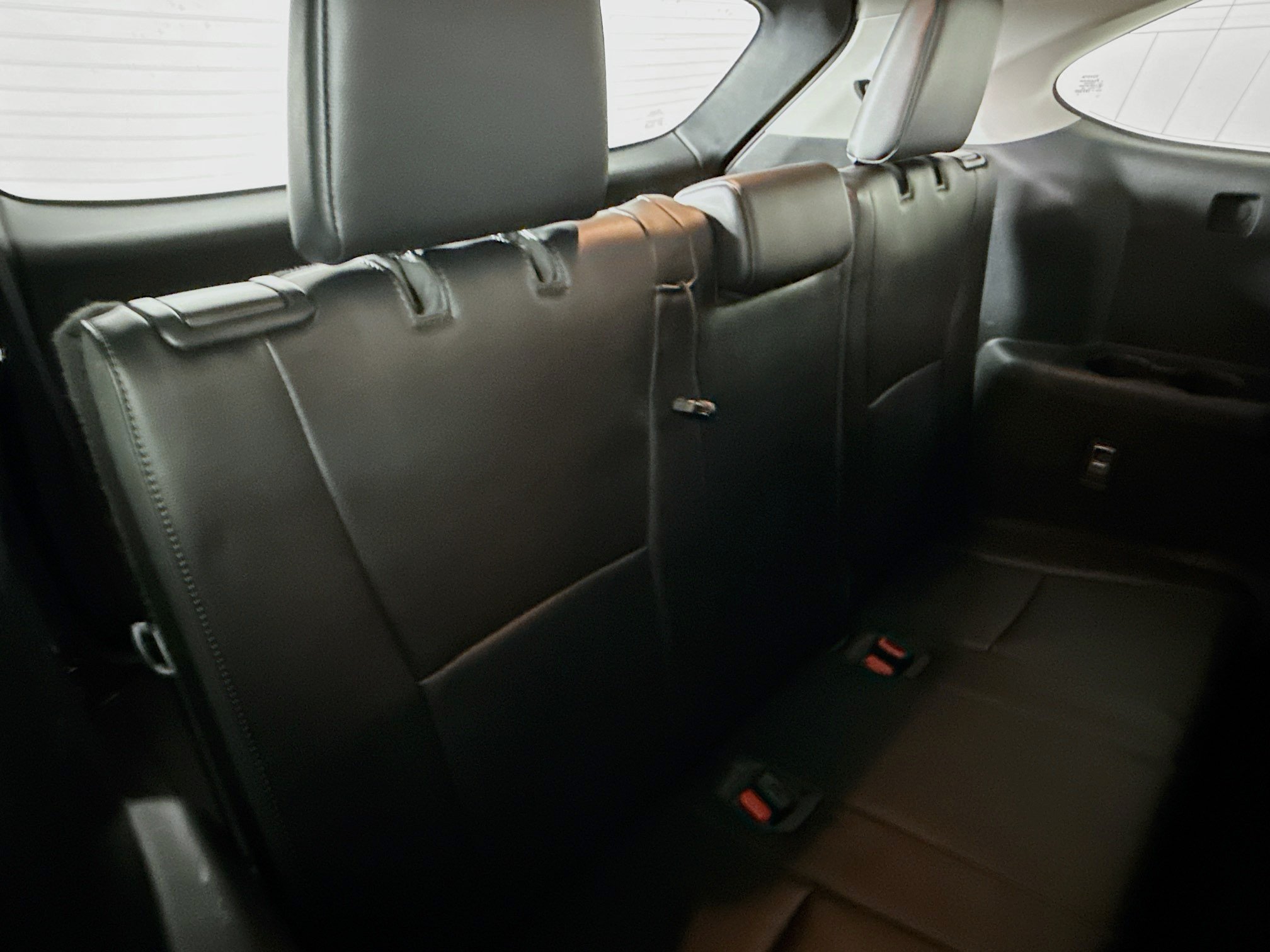 Used 2021 Toyota Highlander Limited FWD image 36