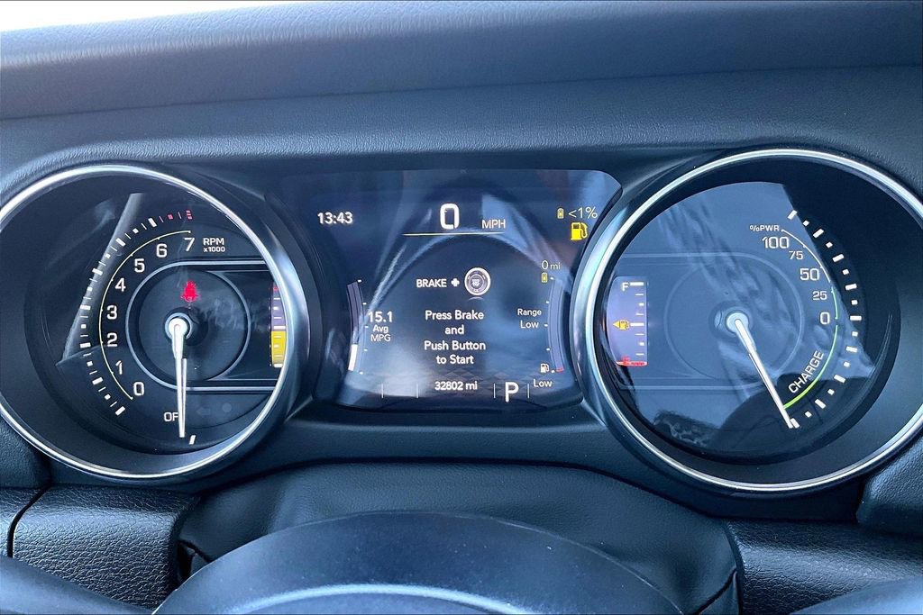 Used 2022 Jeep Wrangler Unlimited Sahara image 13