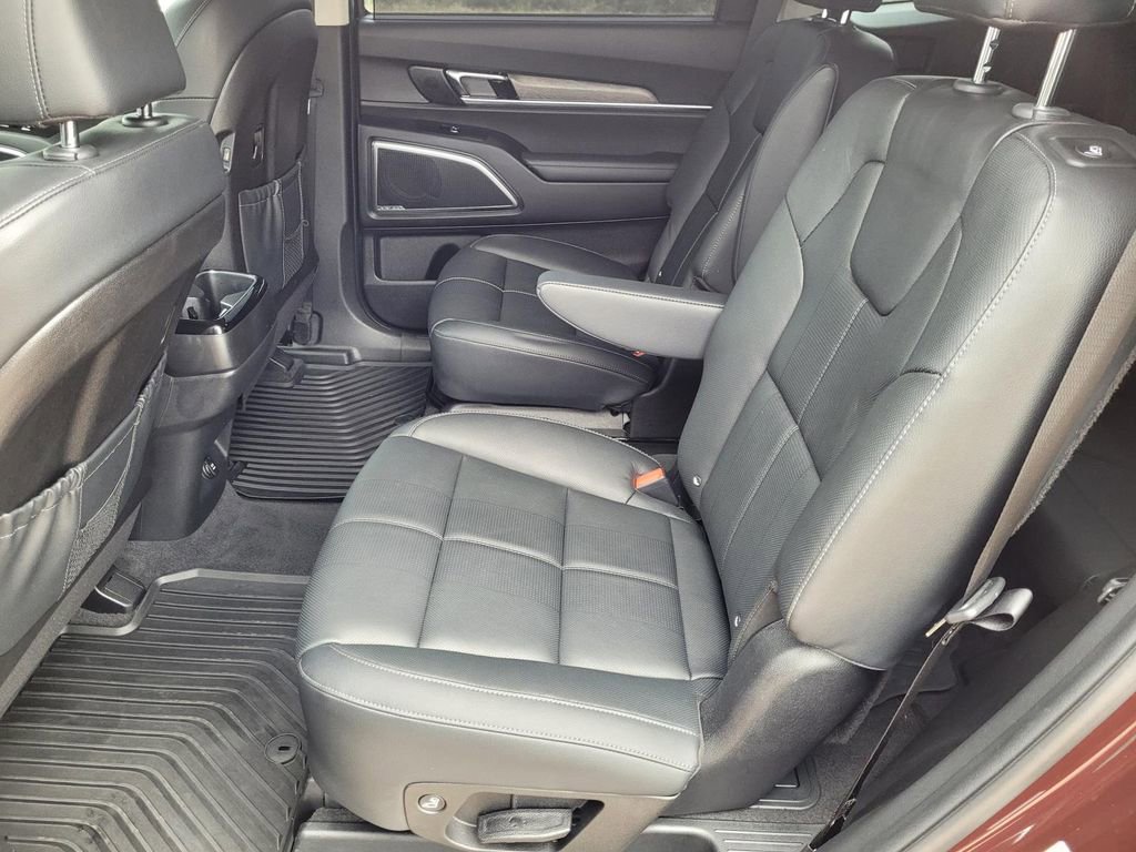 Used 2022 Kia Telluride SX w/ Nightfall Edition Package image 15