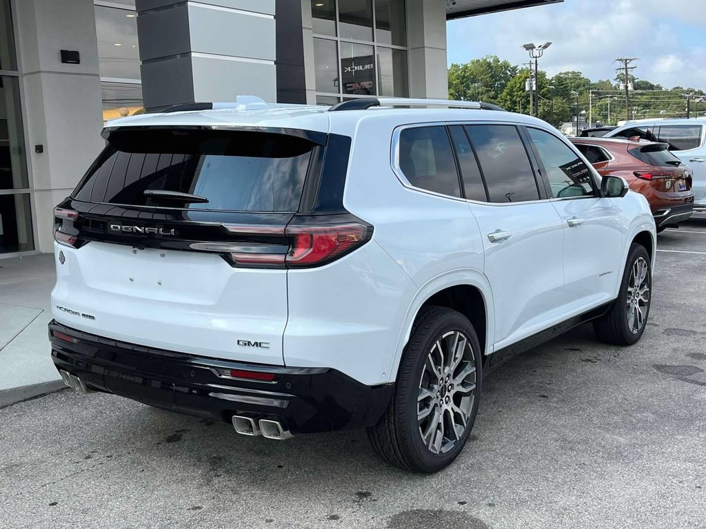New 2027 GMC Acadia Denali Ultimate w/ LPO, Floor Liner Package AWD/4WD image 3