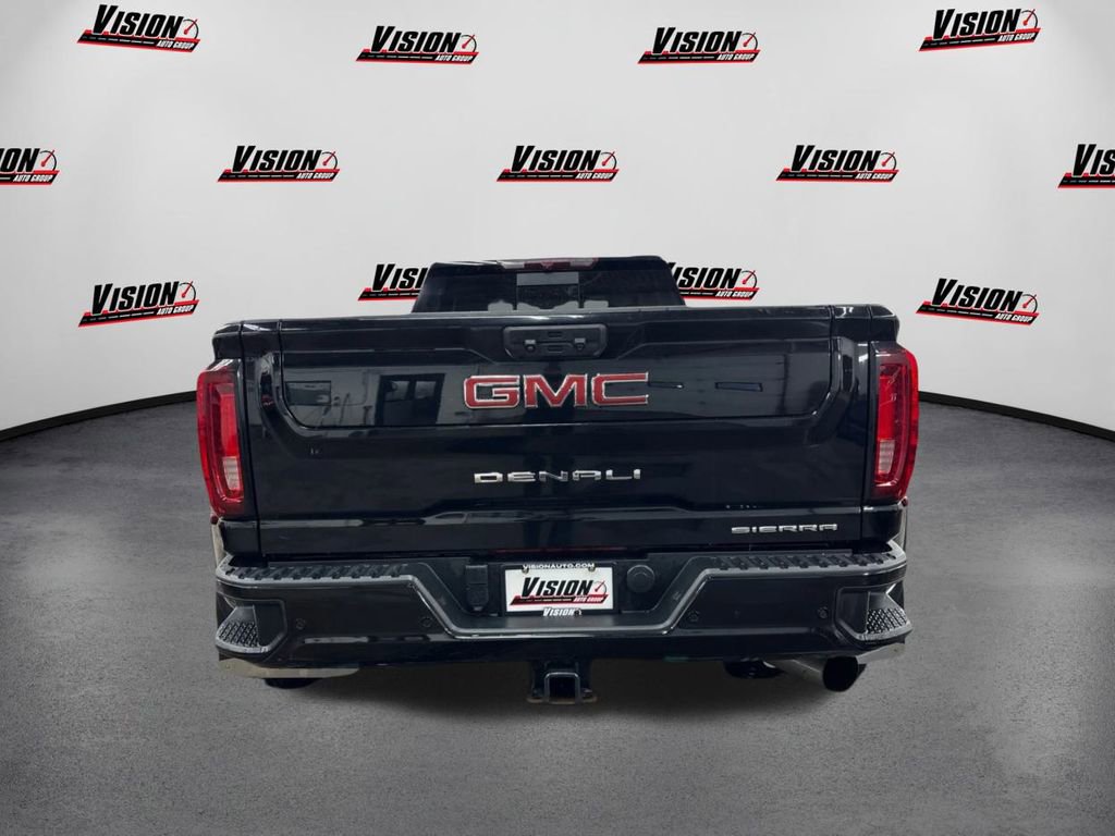 Used 2022 GMC Sierra 3500 Denali image 6