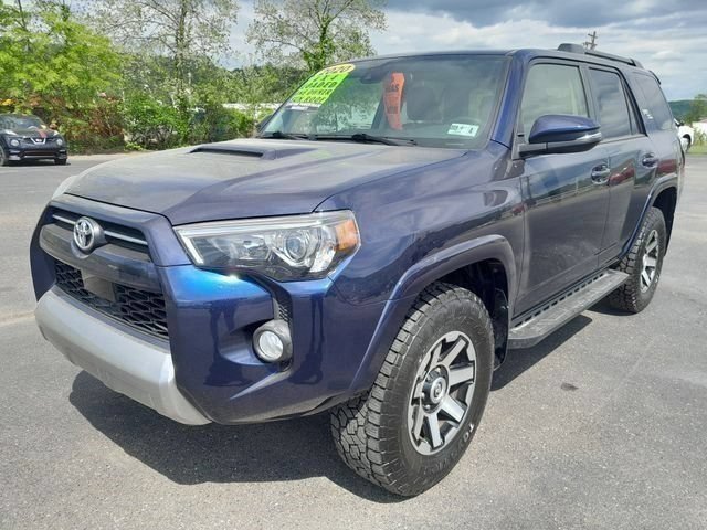 Used 2020 Toyota 4Runner TRD Off-Road Premium w/ Moonroof Package AWD/4WD image 5