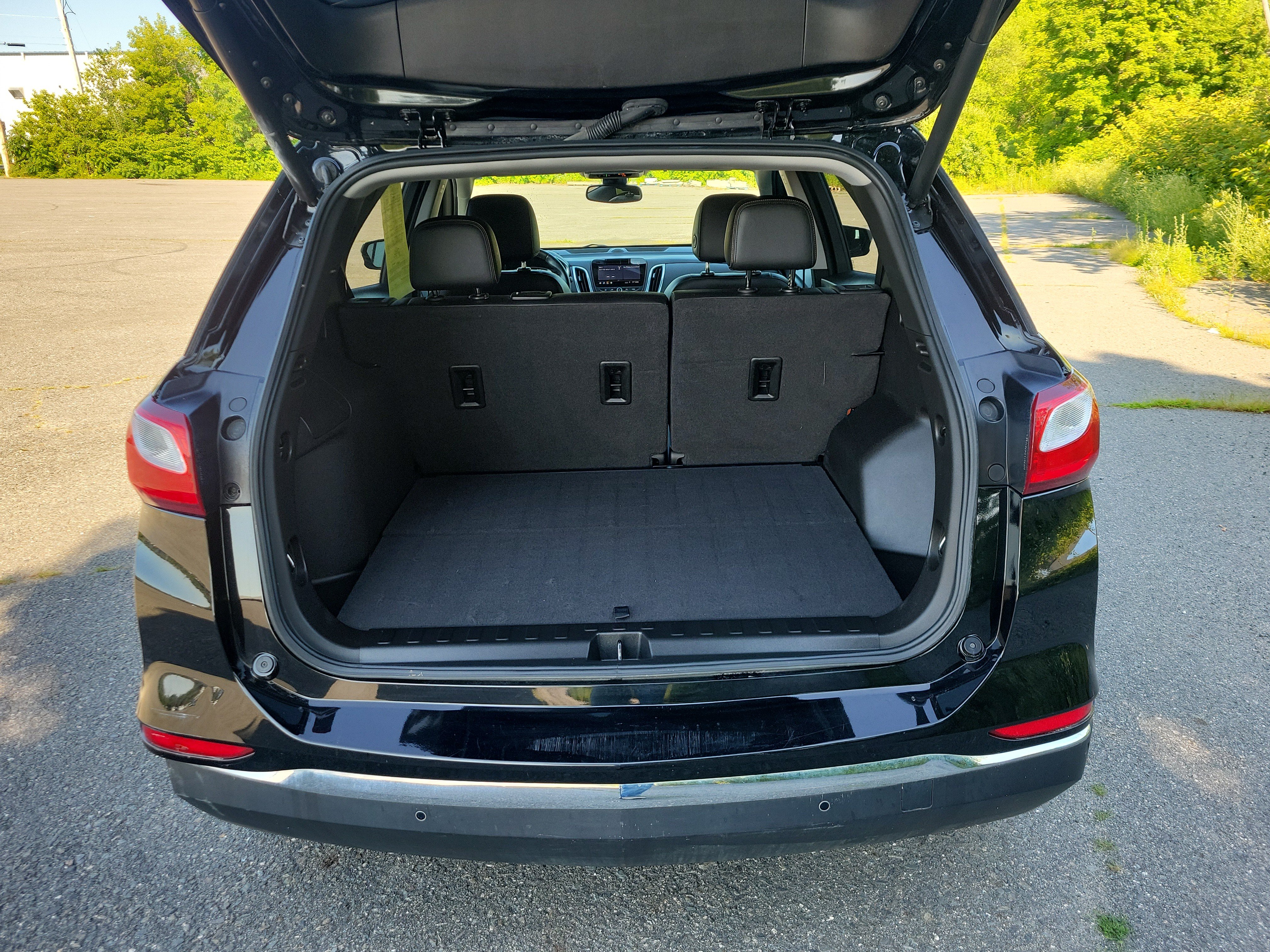Used 2021 Chevrolet Equinox Premier AWD/4WD image 17