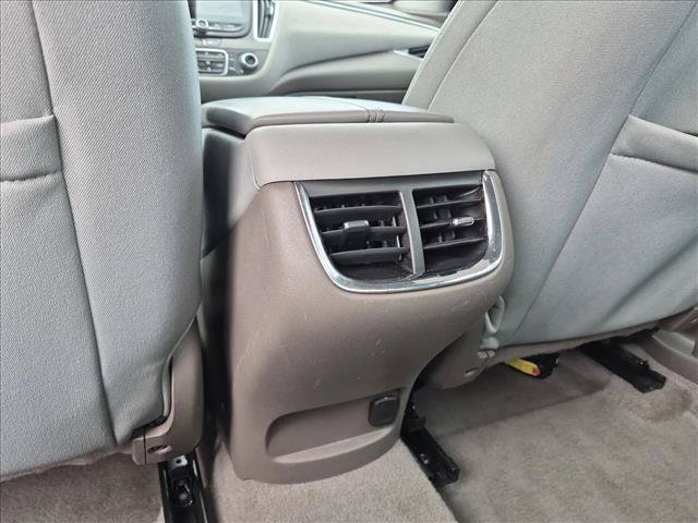 Used 2020 Chevrolet Malibu LT FWD image 16