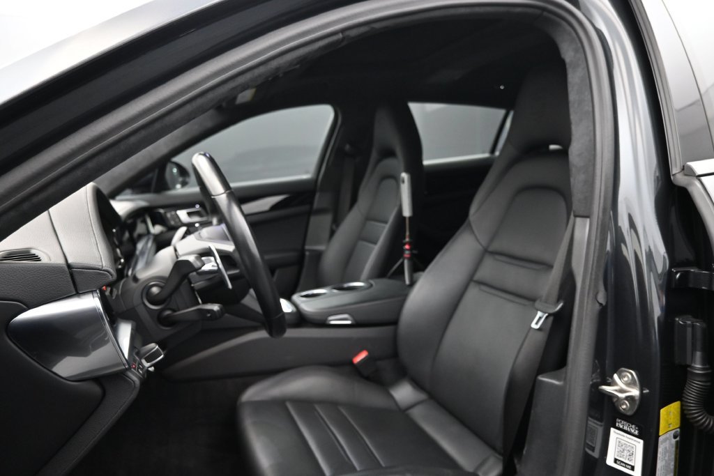 Certified 2023 Porsche Panamera 4 Executive w/ Premium Package AWD/4WD image 5