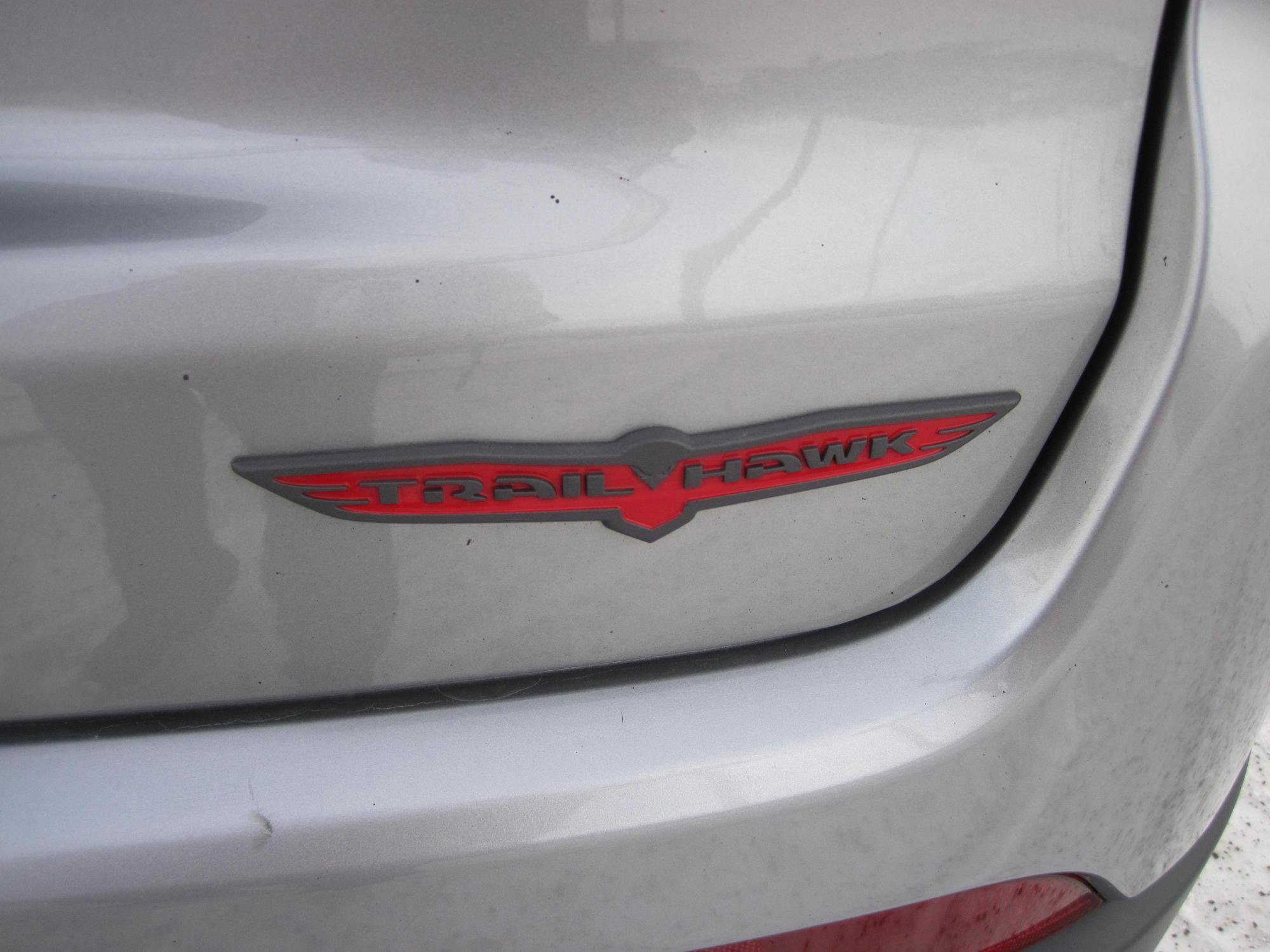 Used 2023 Jeep Compass Trailhawk image 5