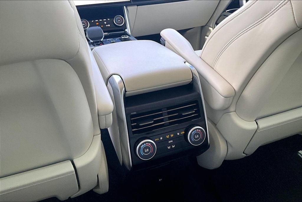 Certified 2023 Land Rover Range Rover SE AWD/4WD image 24